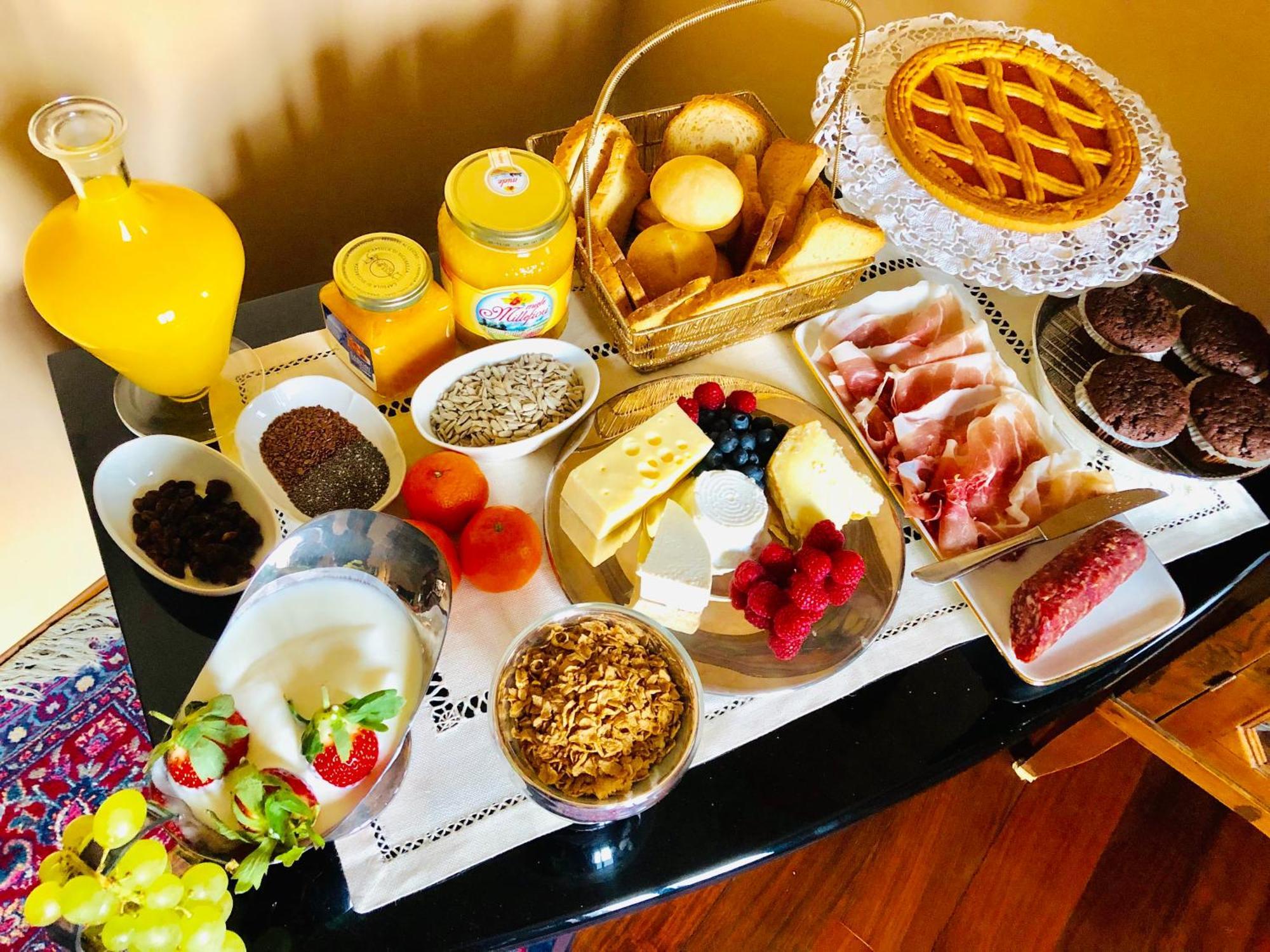Opera Deluxe Bed & Breakfast ราเวนนา ภายนอก รูปภาพ